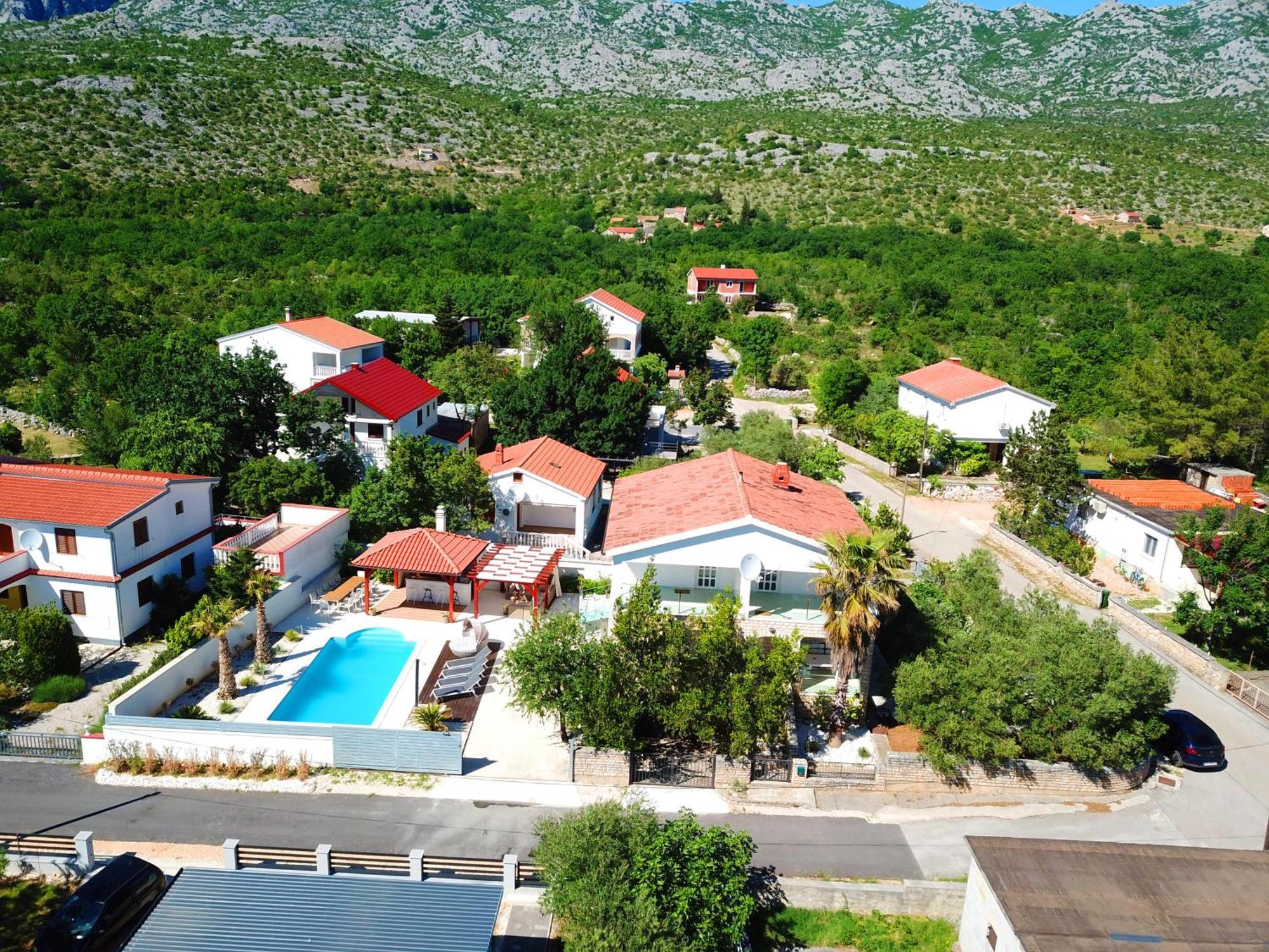 Villa Golden Apple 塞利讷 外观 照片